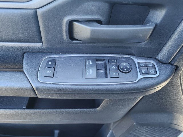 2024 Ram 2500 Tradesman photo 9