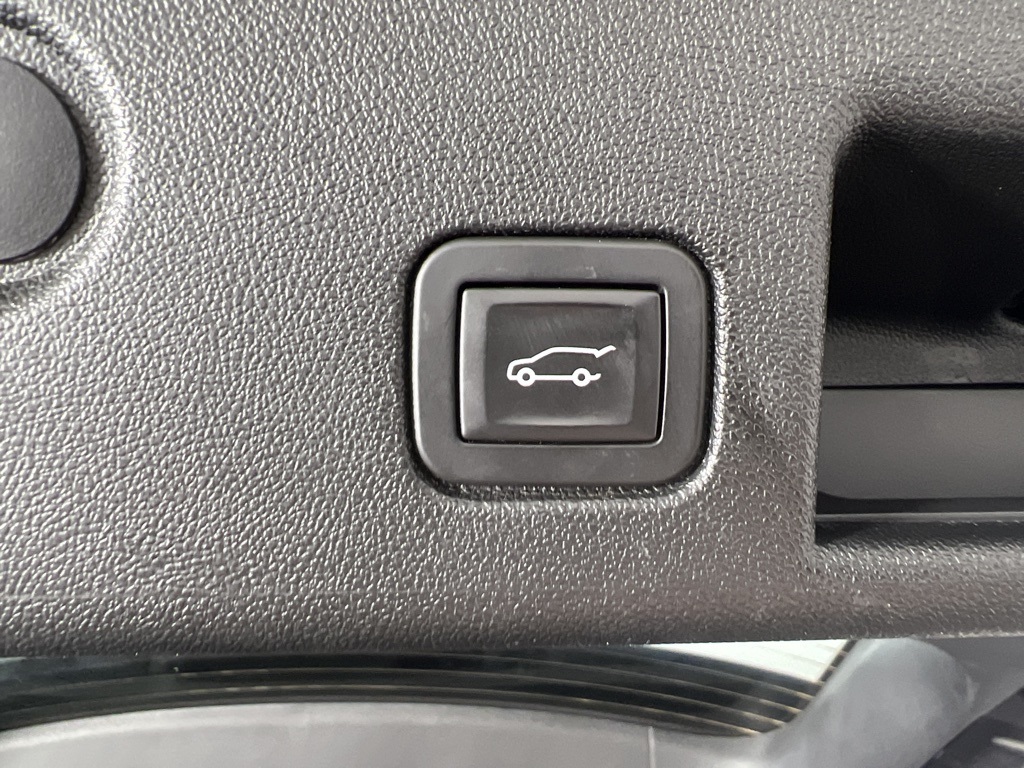 2019 Chevrolet Equinox LT photo 17