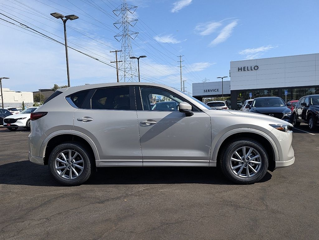 2025 Mazda CX-5 2.5 S Preferred photo 6
