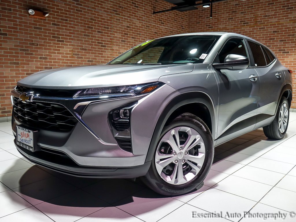 2024 CHEVROLET TRAX - Image 1