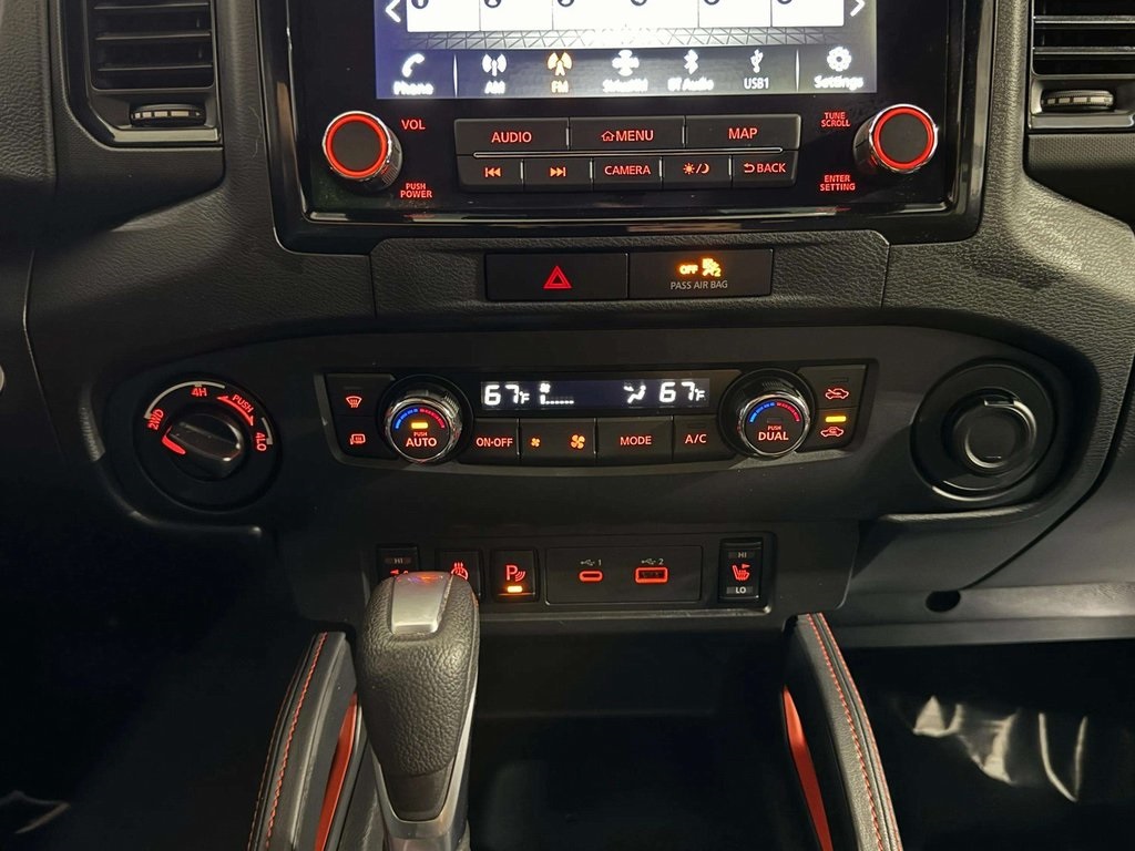 2022 Nissan Frontier Crew Cab photo 16