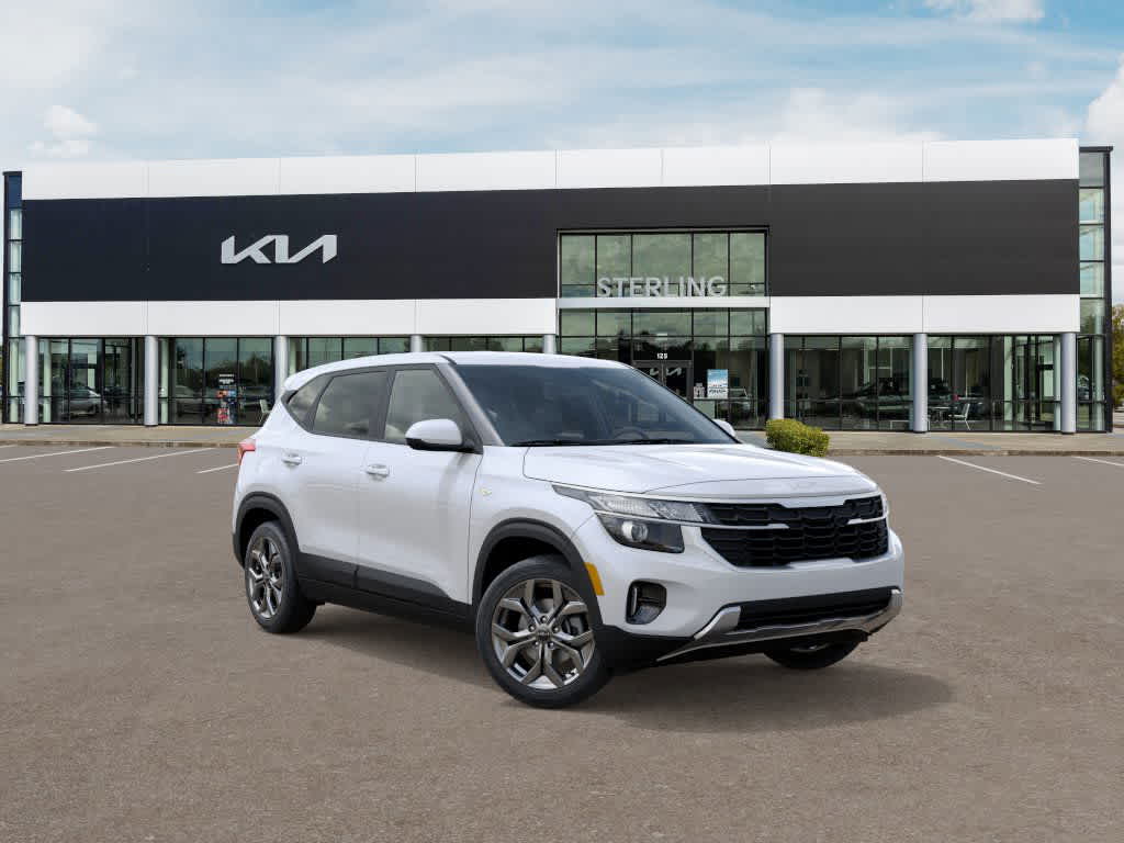 2026 Kia Seltos LX photo 5