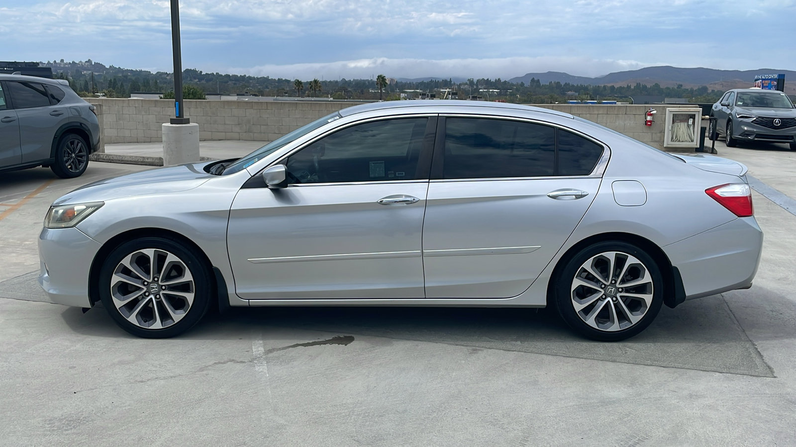 2015 Honda Accord Sport photo 2