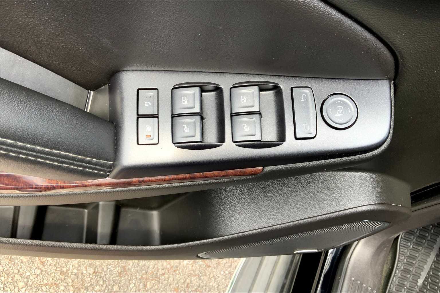2015 Gmc Yukon XL SLE photo 29
