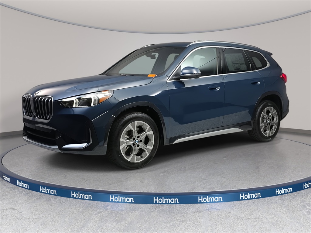 2026 BMW X1 28i's photo