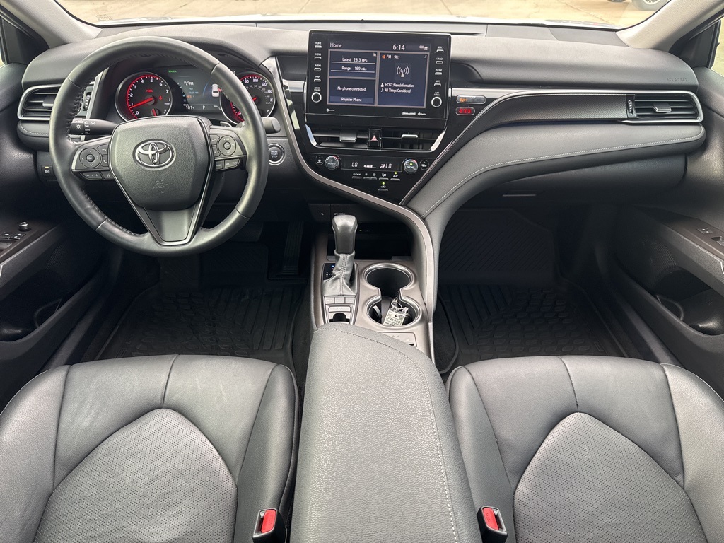 2022 Toyota Camry XSE photo 18