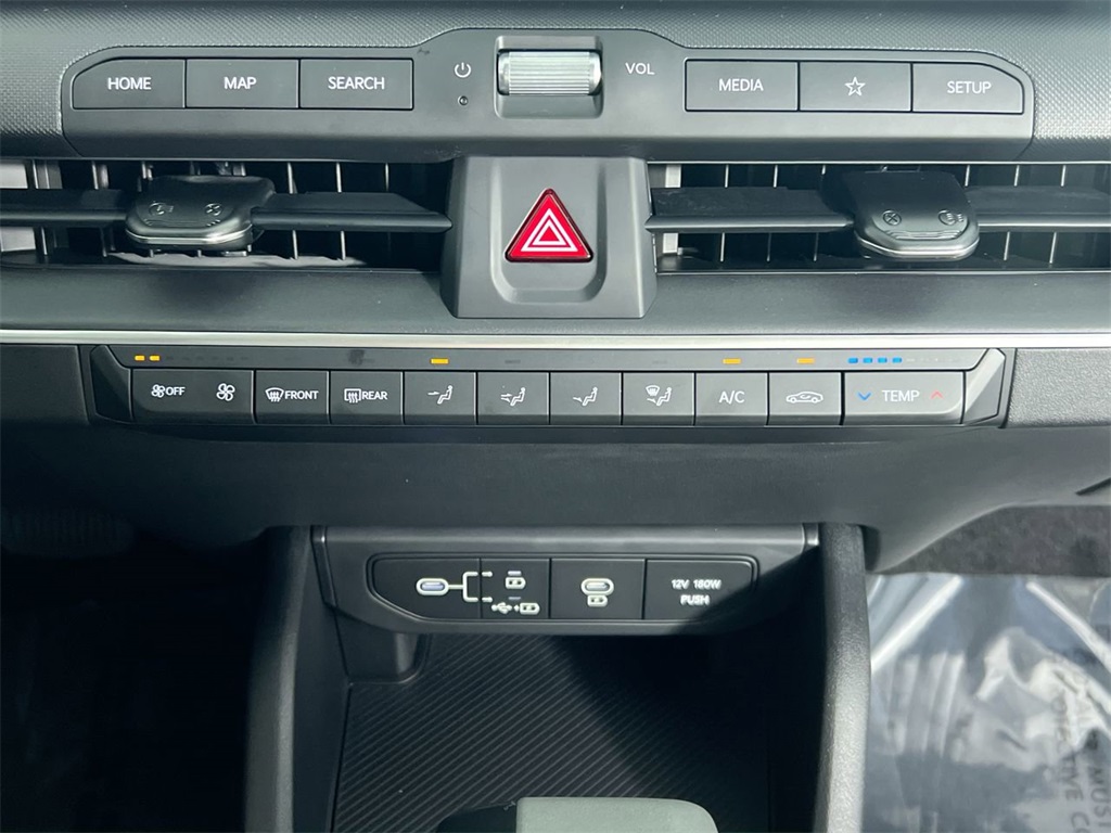 2025 Kia K4 LXS photo 25
