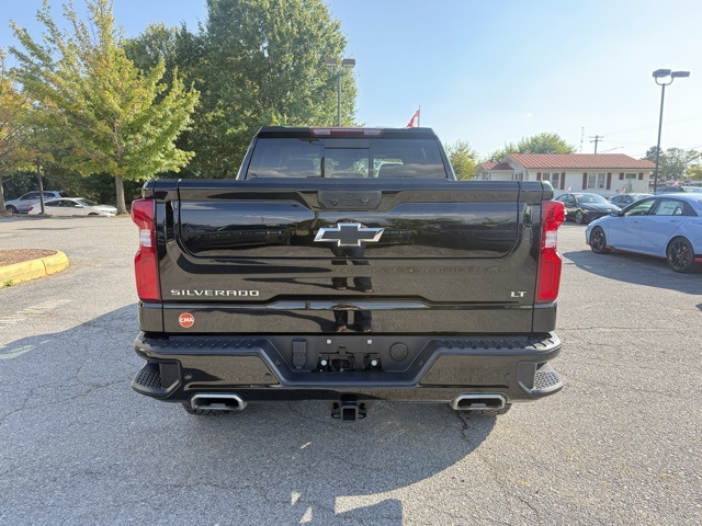 2024 Chevrolet Silverado 1500 LT Trail Boss photo 2