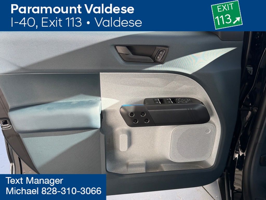 2025 Ford Maverick XLT photo 4