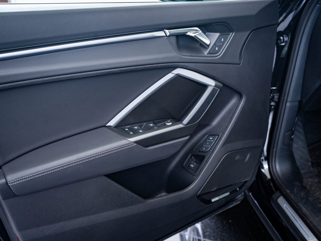 2022 Audi Q3 S line Premium Plus photo 17