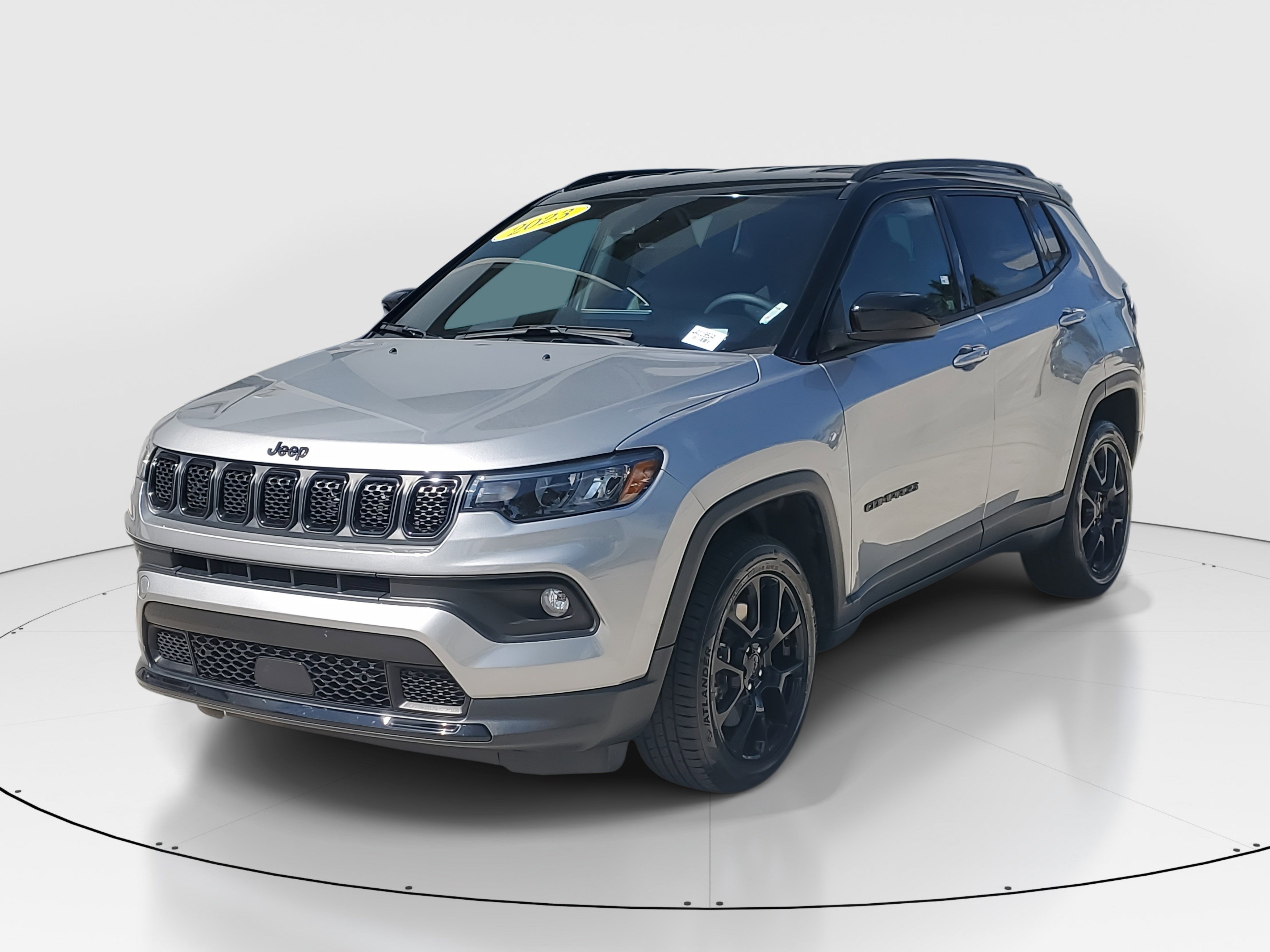 2023 Jeep Compass Altitude photo 4