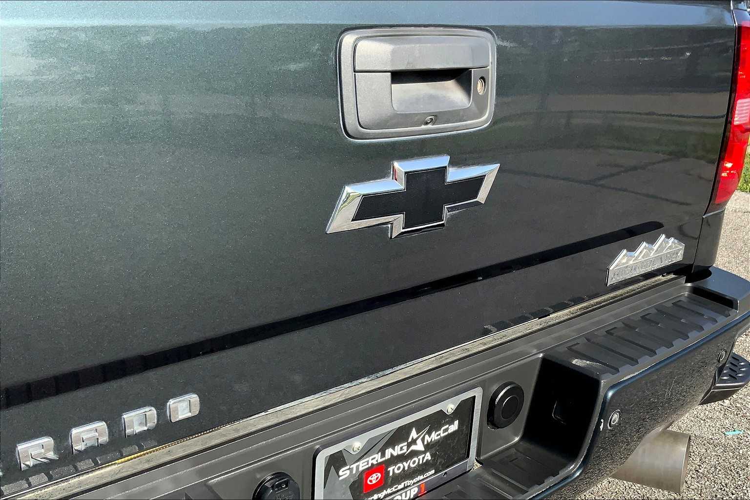 2019 Chevrolet Silverado 2500HD High Country photo 9
