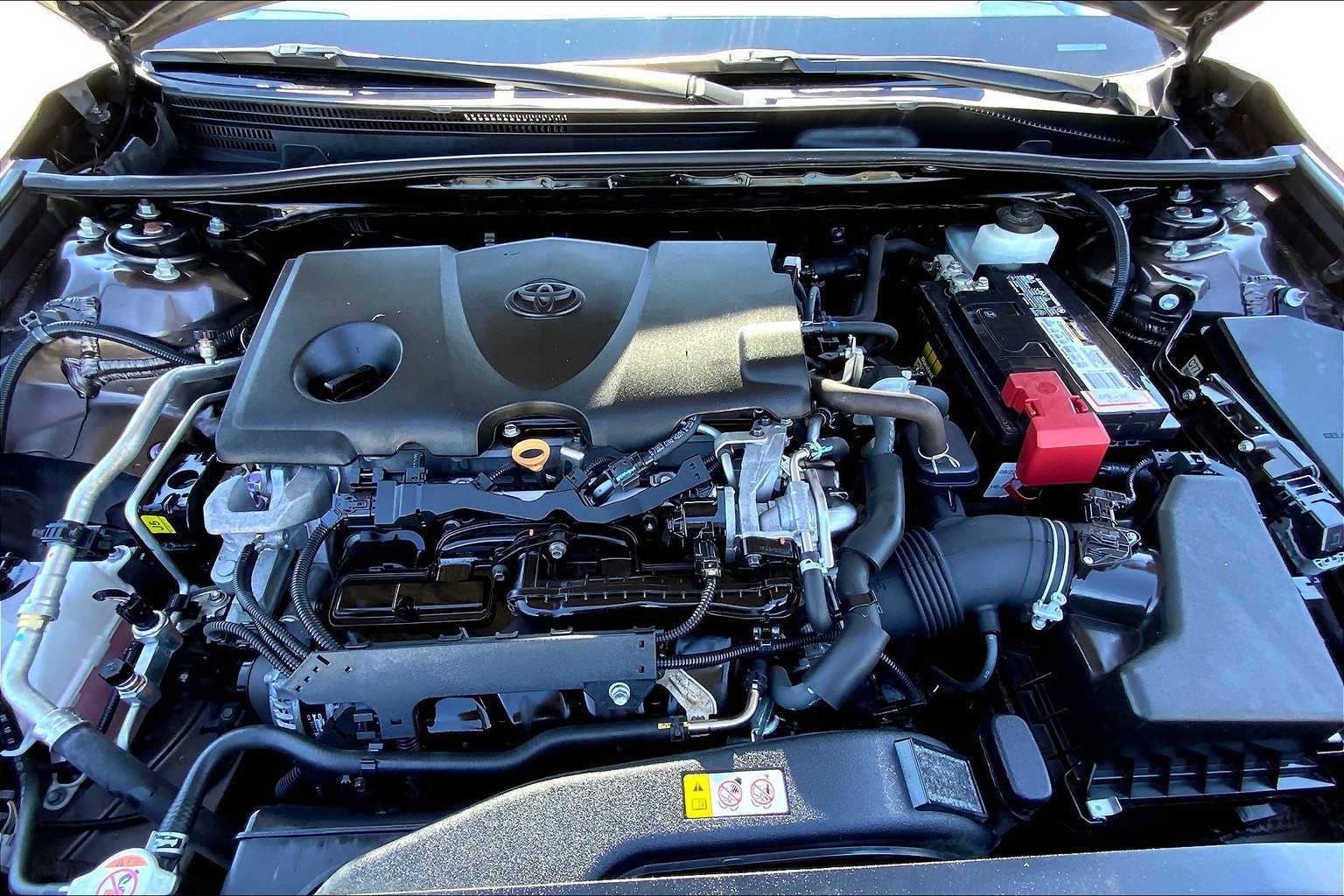 2019 Toyota Camry LE photo 28