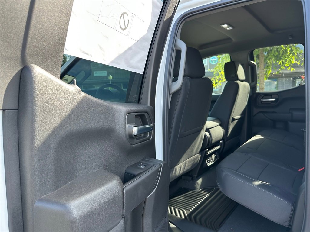 2025 Chevrolet Silverado 1500 Custom photo 16