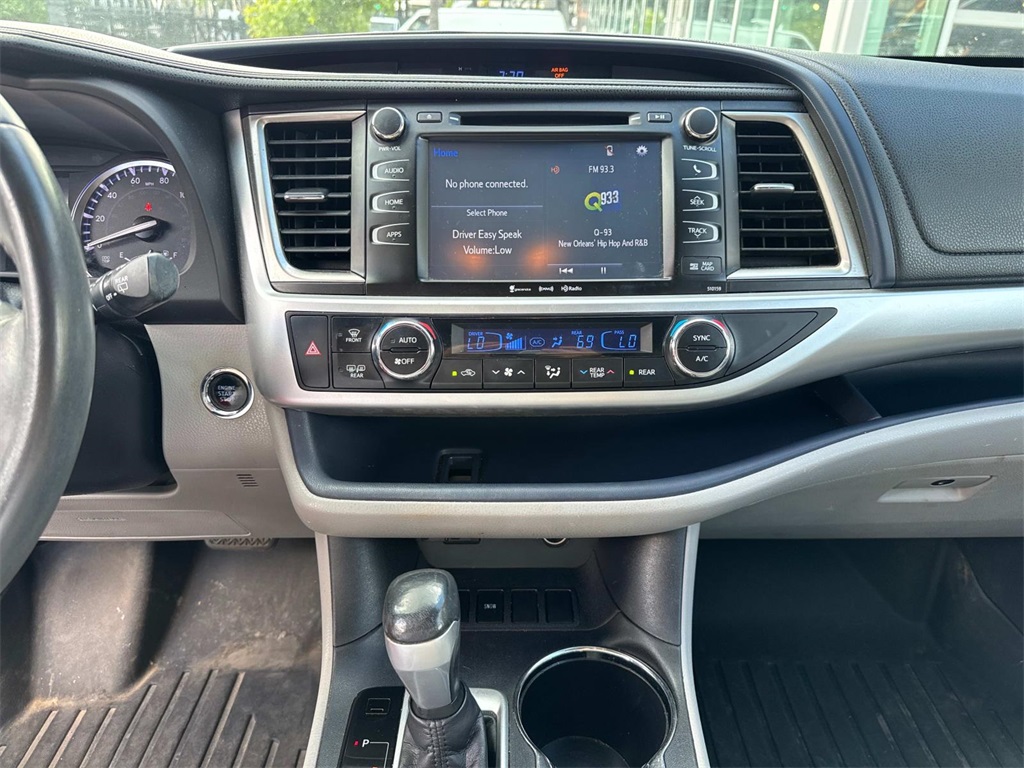 2016 Toyota Highlander XLE photo 21