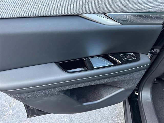 2025 Cadillac Optiq Sport photo 8