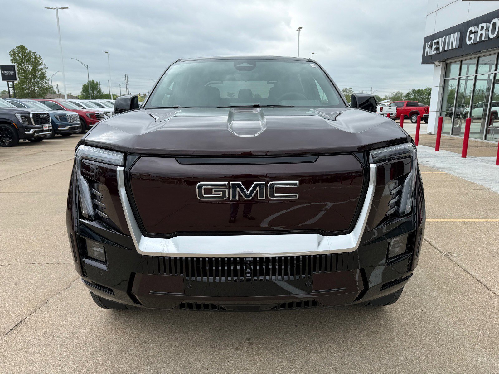 2025 Gmc Sierra EV Denali photo 2