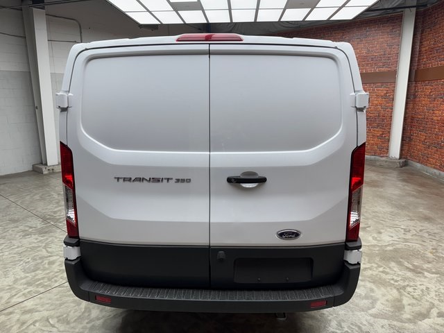 2025 Ford Transit Cargo Van photo 4