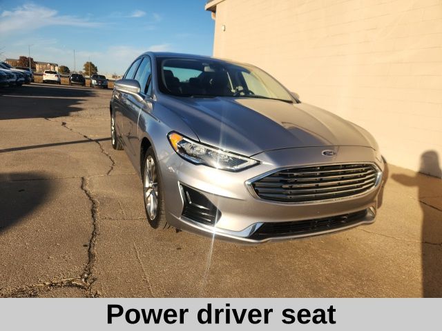 2020 Ford Fusion SEL photo 2