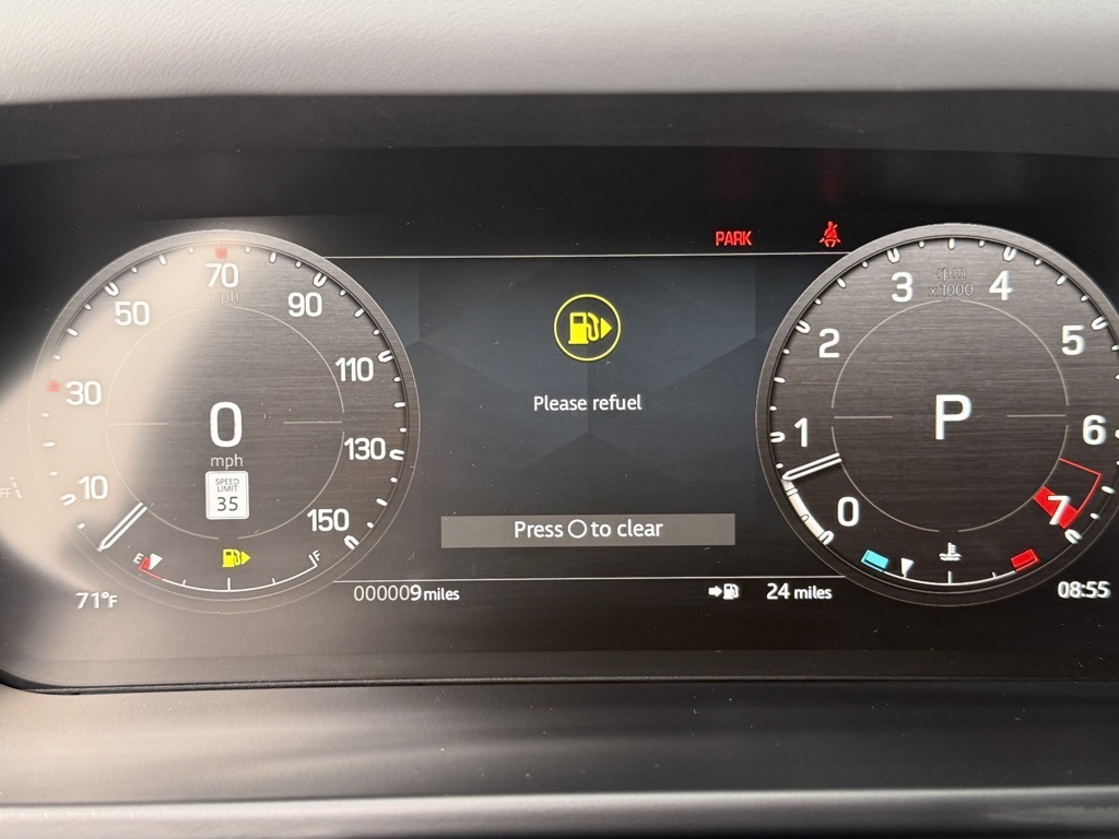2025 Land Rover Defender 130 S photo 18