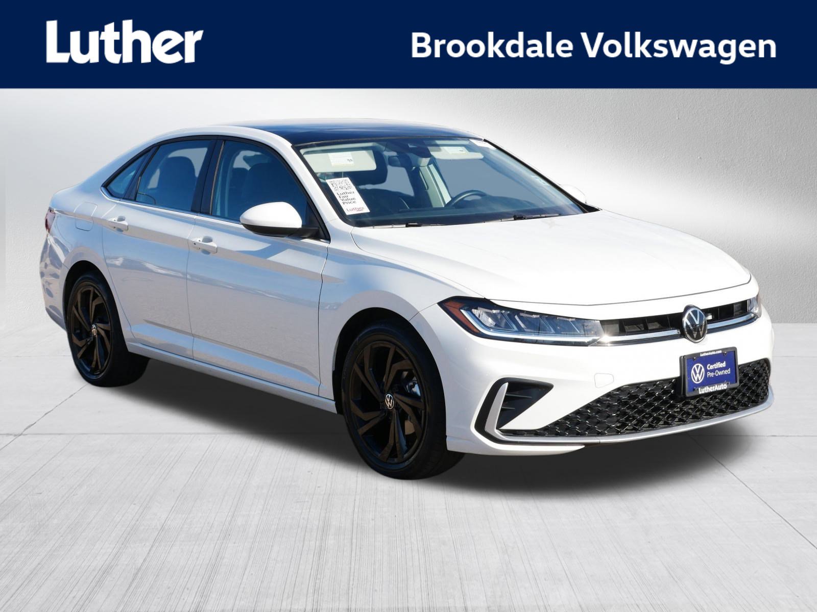 2025 Volkswagen Jetta SE's photo