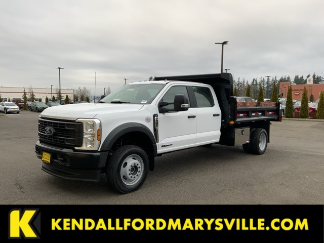 2024 Ford F-550 Super Duty Chassis Cab XL's photo