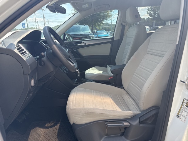 2023 Volkswagen Tiguan S photo 13