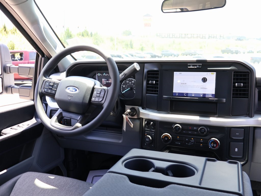 2025 Ford F-250 XL photo 11