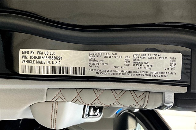 2022 Jeep Grand Cherokee Summit photo 16