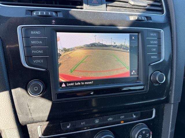 2016 Volkswagen Golf GTI Base SE Autobahn photo 19