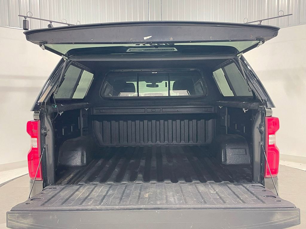 2022 Chevrolet Silverado 1500 Custom photo 3