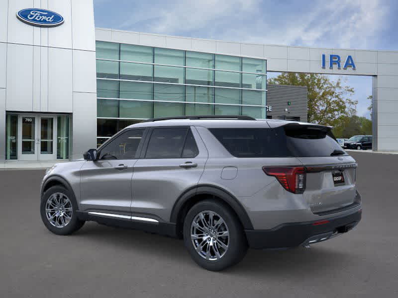 2025 Ford Explorer photo 4