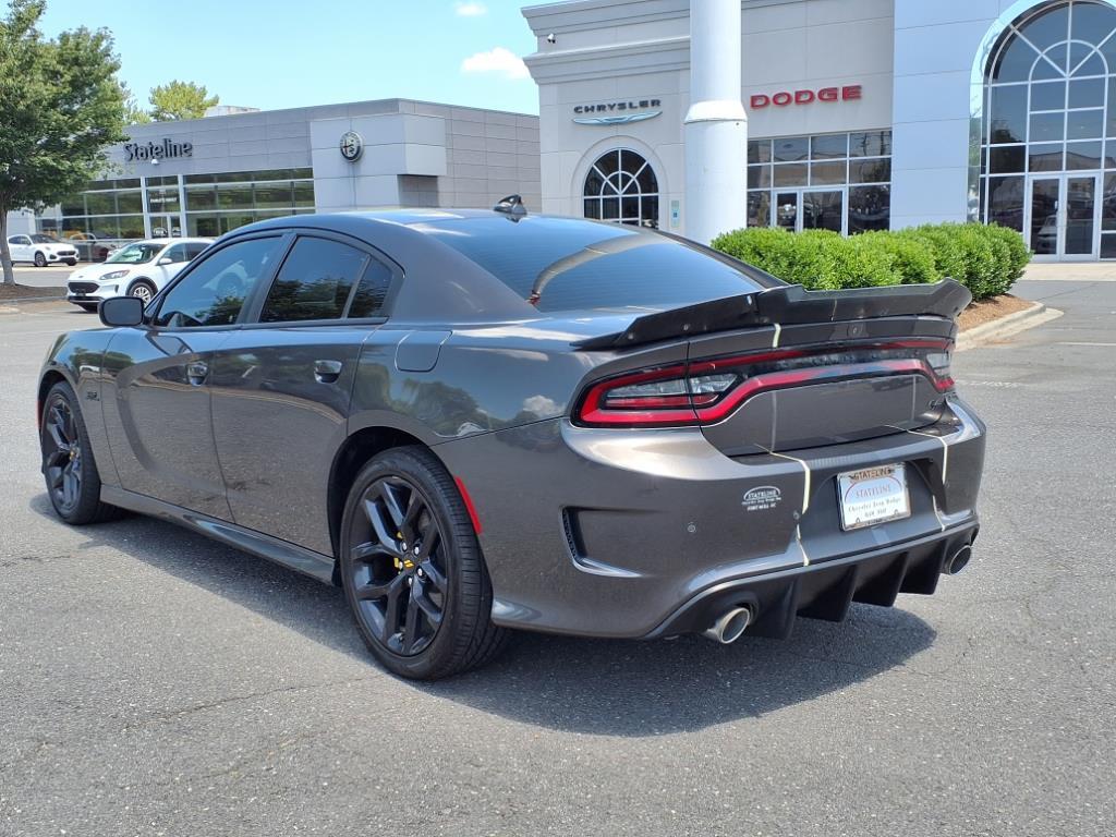 2021 Dodge Charger R/T photo 15