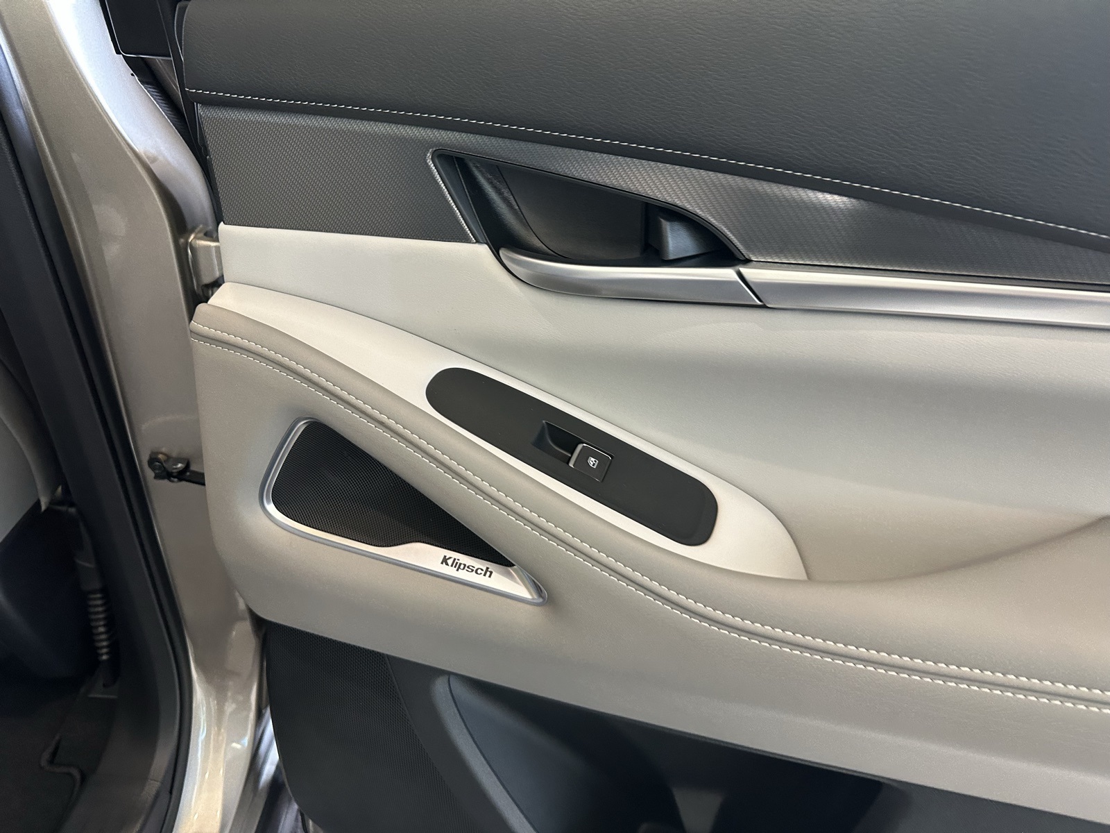 2026 Infiniti QX60 Luxe photo 30