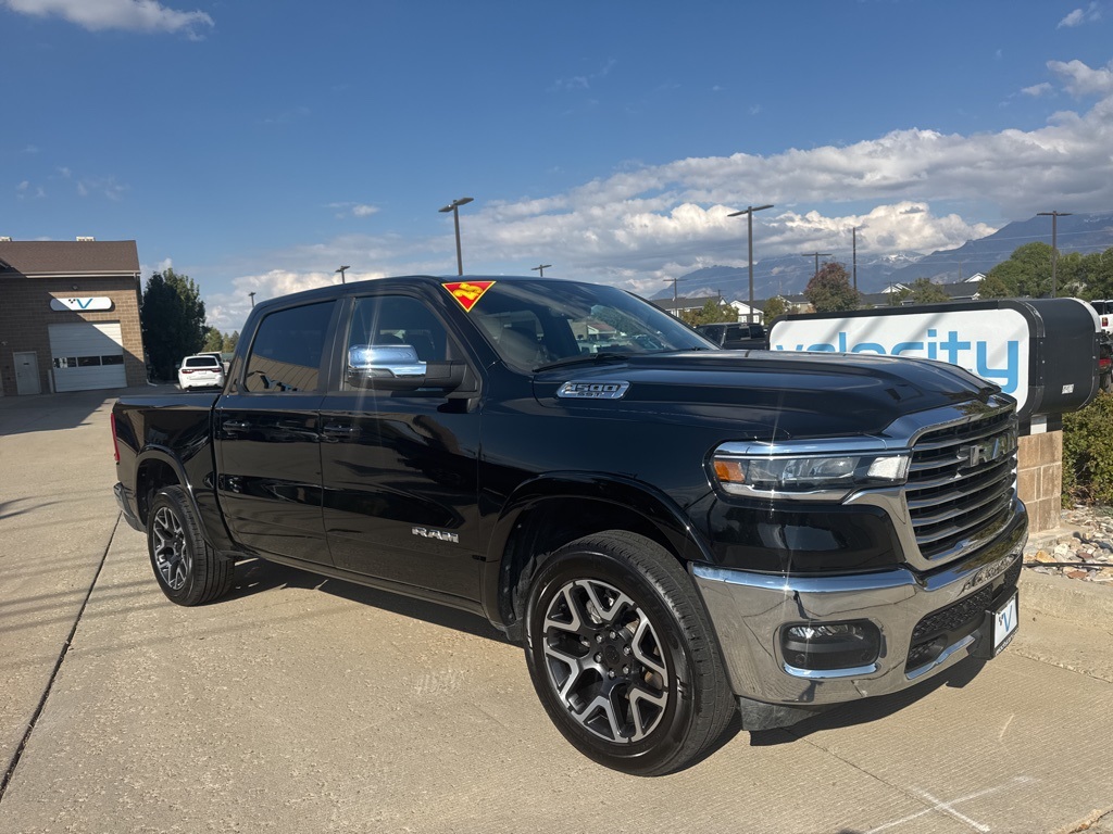 2025 RAM Ram 1500 Pickup Laramie's photo