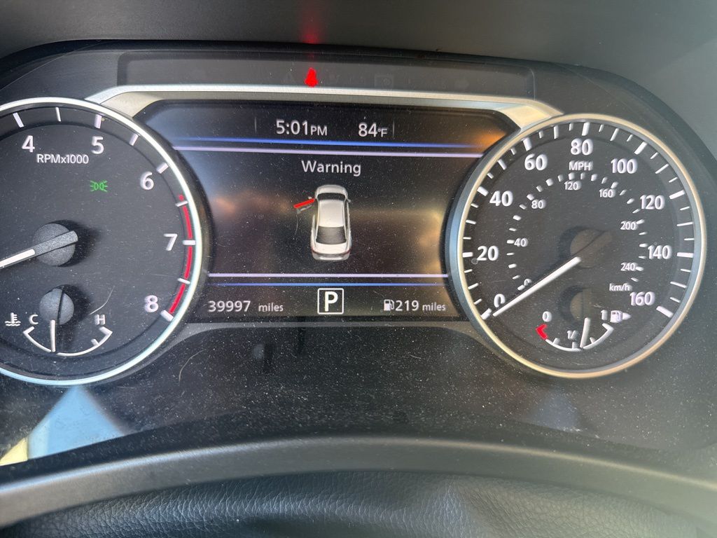 2023 Nissan Sentra SV photo 2