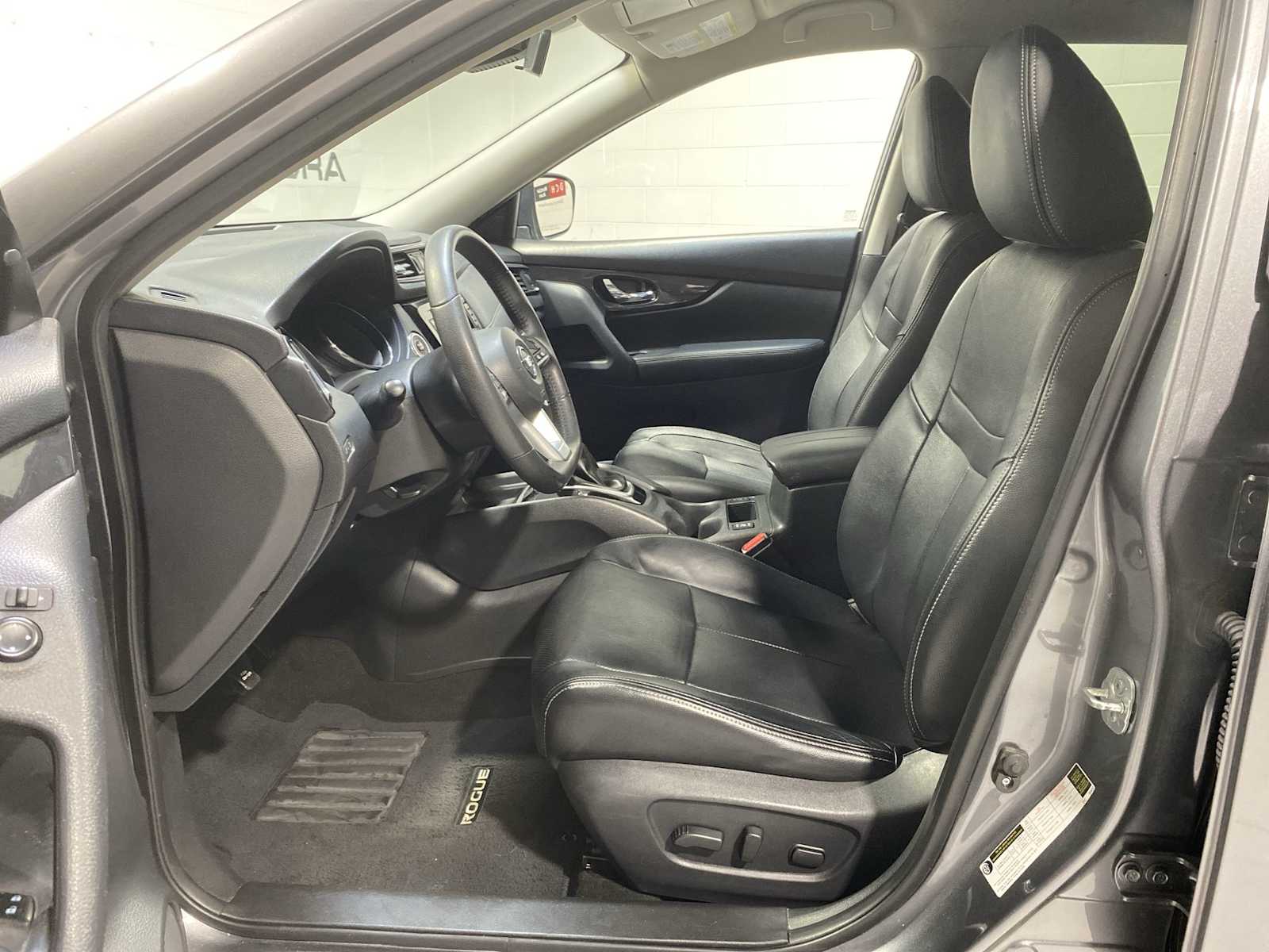 Used 2019 Nissan Rogue SV with VIN KNMAT2MV9KP521645 for sale in Verona, NJ