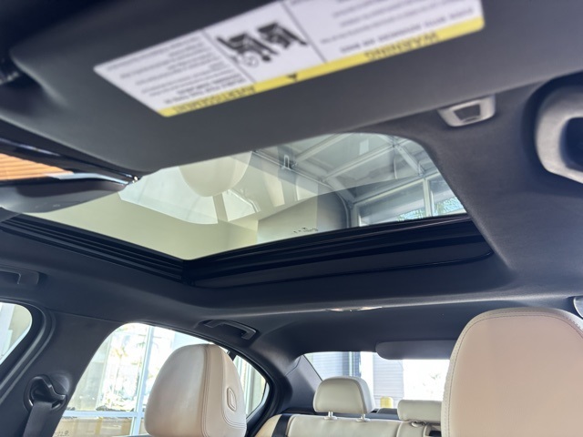 2025 Bmw 330i photo 14