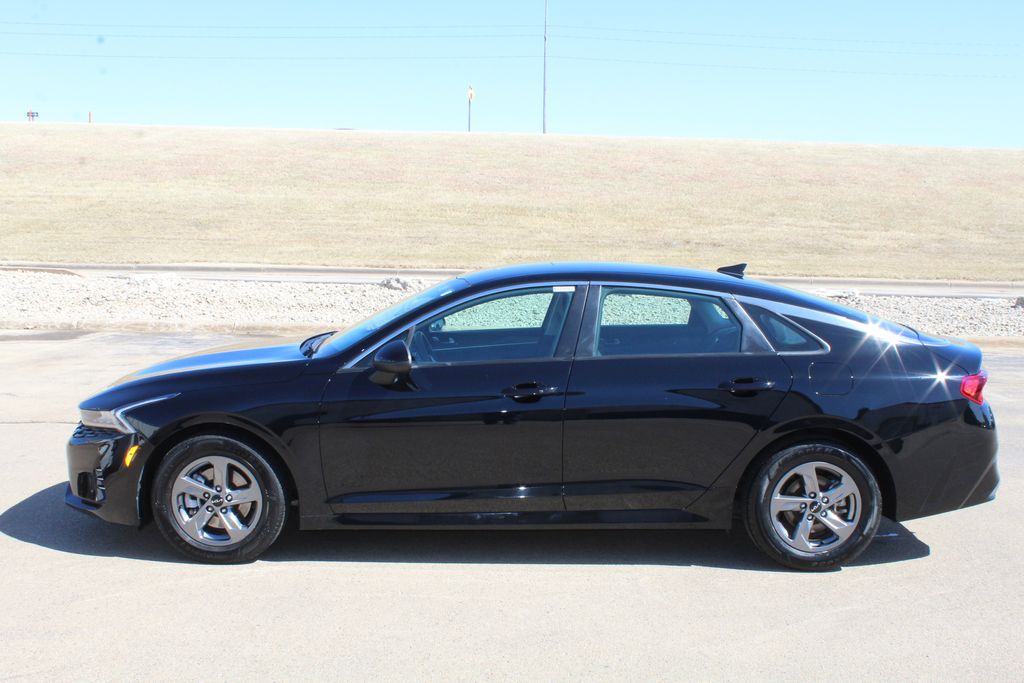 2023 Kia K5 LXS photo 7