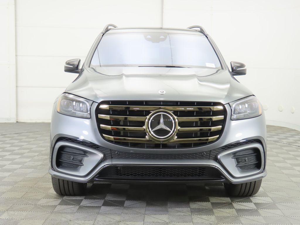 2026 Mercedes Benz GLS 580 4MATIC photo 2