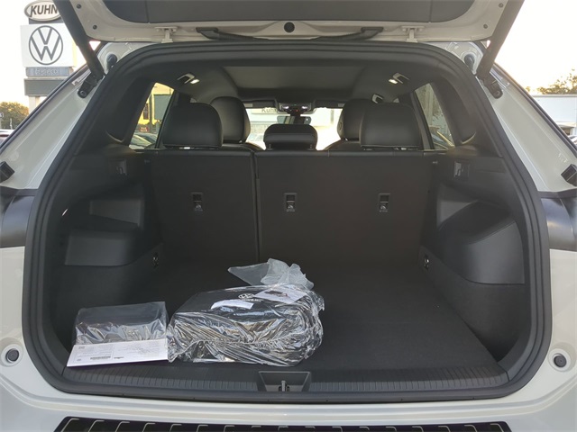 2025 Volkswagen Tiguan SE R-Line Black photo 9