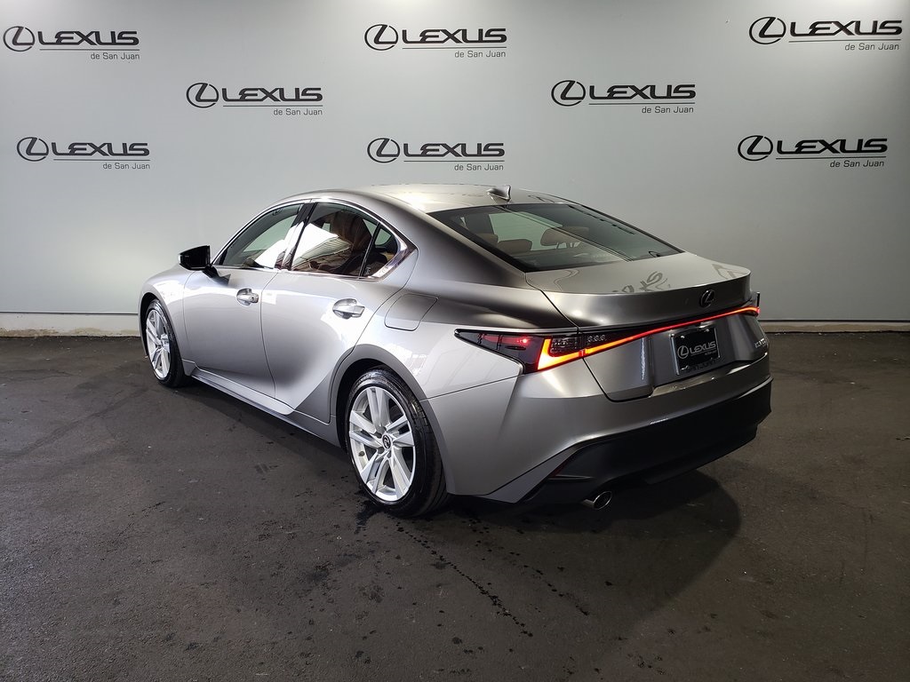 2025 Lexus IS 300 photo 8