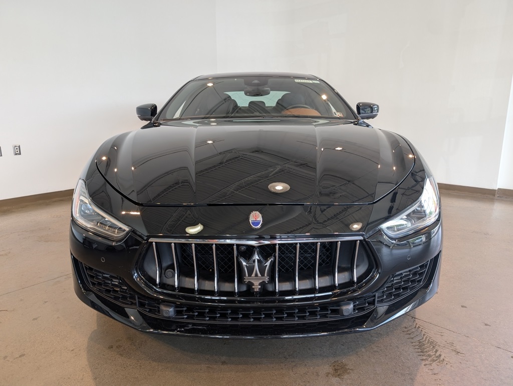 2021 Maserati Ghibli S Q4 photo 2