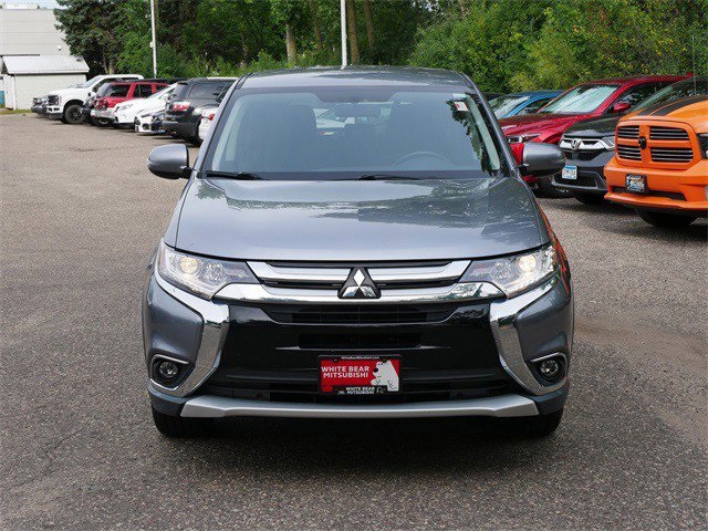 Used 2017 Mitsubishi Outlander SE with VIN JA4AZ3A38HZ019630 for sale in White Bear Lake, Minnesota