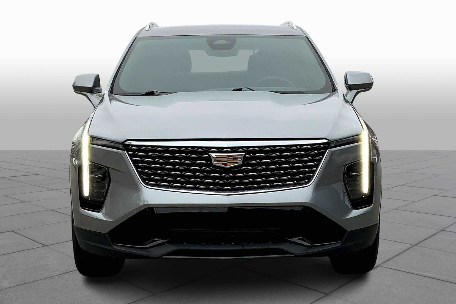 2024 Cadillac XT4 Premium Luxury photo 2