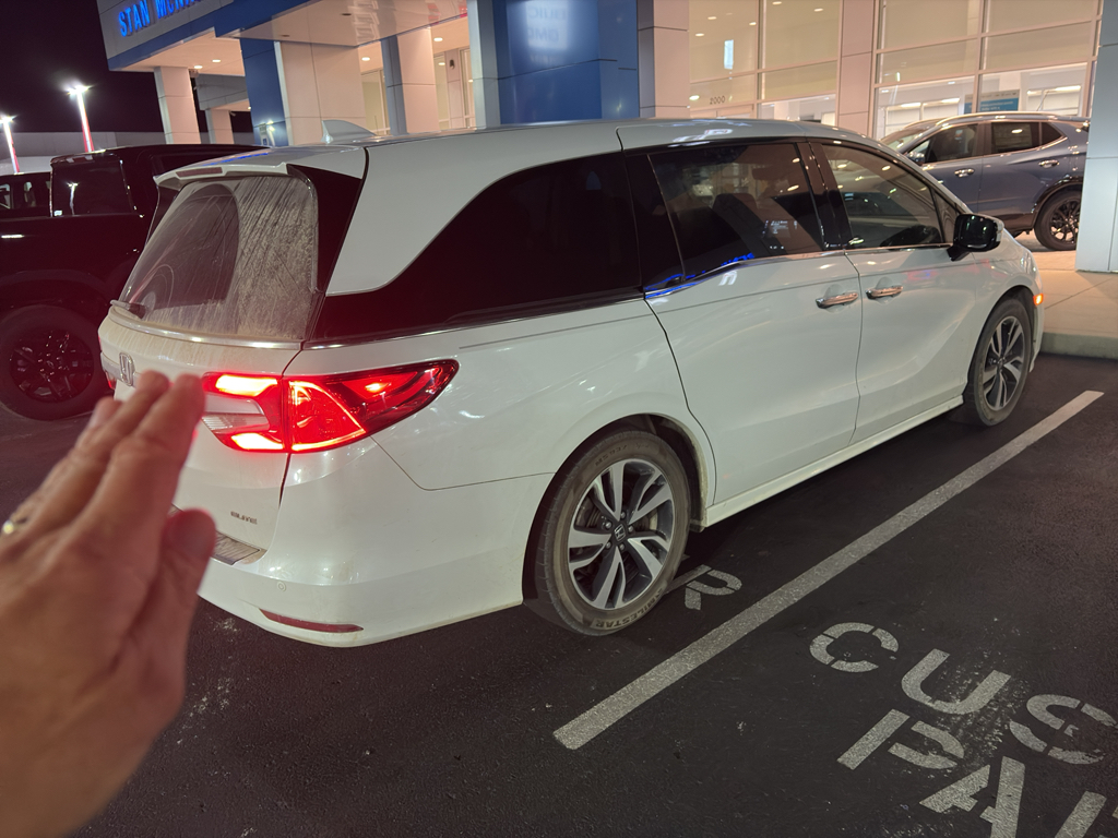 2020 Honda Odyssey Elite photo 4