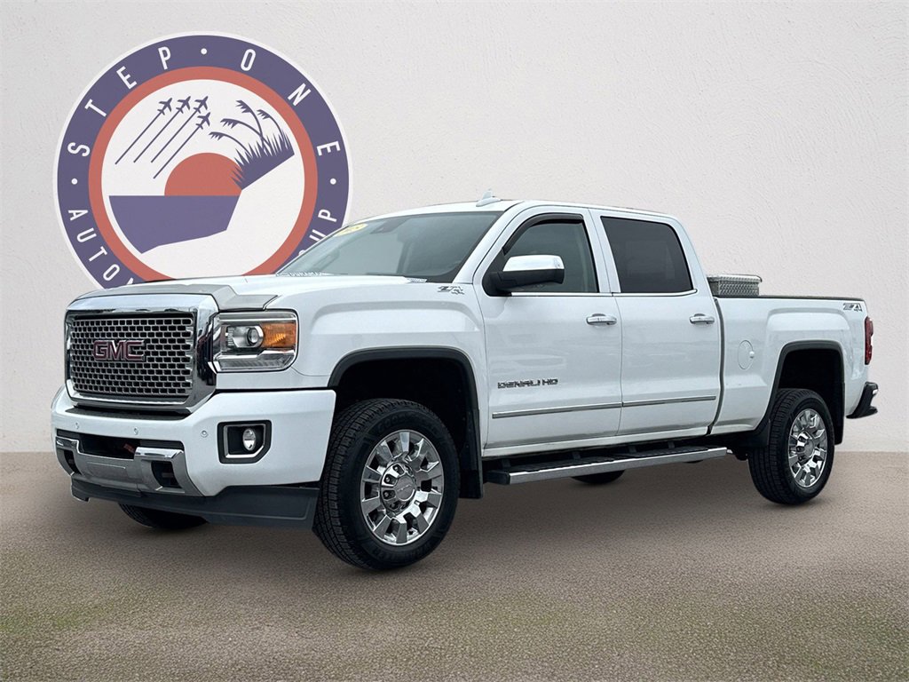 2015 Gmc Sierra 2500 HD Denali photo 2