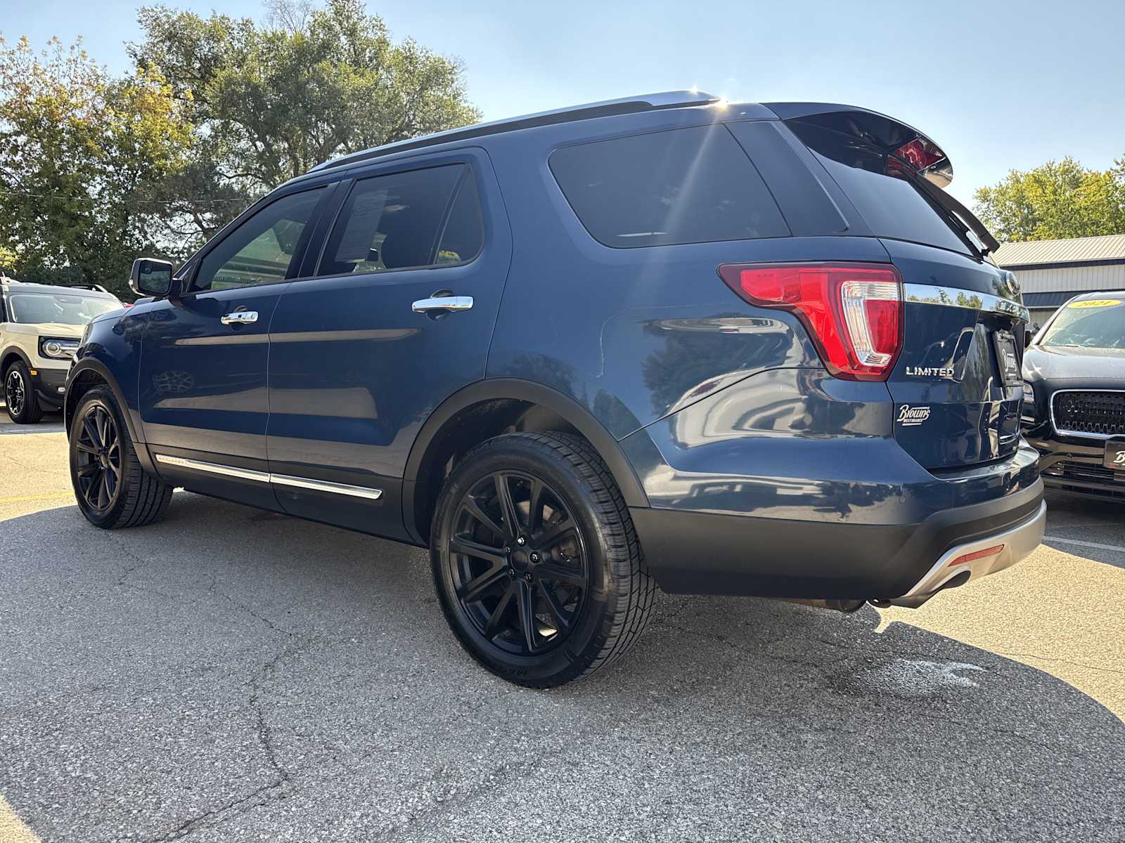 2017 Ford Explorer Limited photo 3