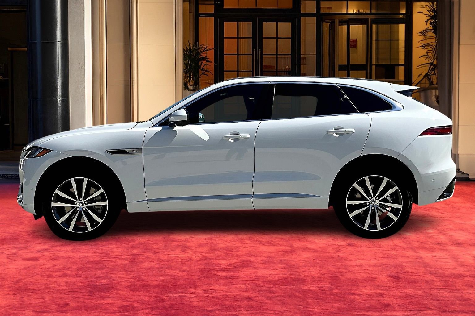 2026 Jaguar F-PACE P250 R-Dynamic S photo 3