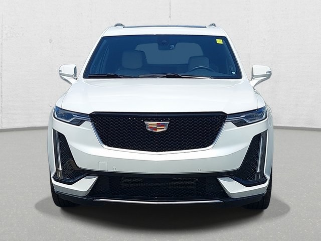 2025 Cadillac XT6 Sport photo 2